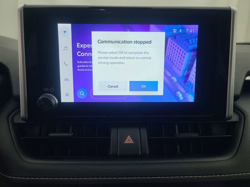 Used 2025 Toyota RAV4 XLE image 11