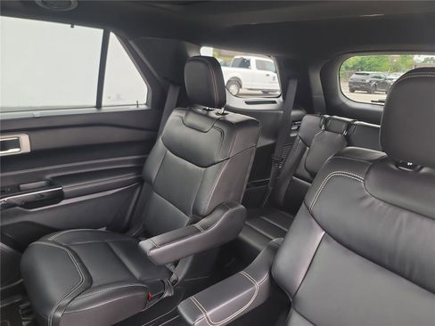 Used 2022 Ford Explorer ST w/ Equipment Group 401A image 23