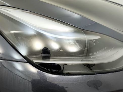 Used 2023 Tesla Model Y Long Range AWD/4WD image 22