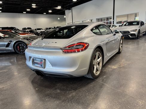 Used 2014 Porsche Cayman S image 3