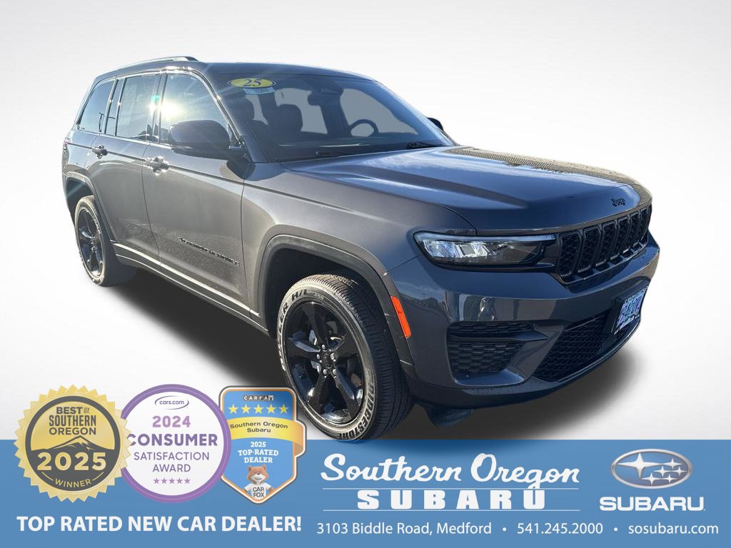 Used 2025 Jeep Grand Cherokee Altitude AWD/4WD 360° Tour