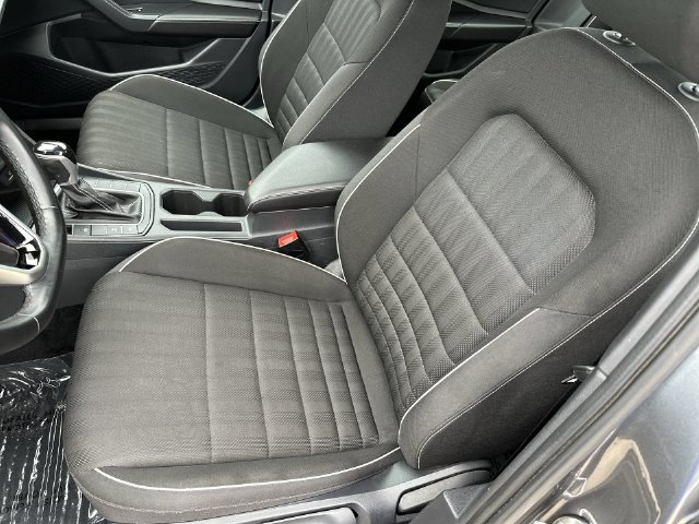 Used 2023 Volkswagen Jetta Sport FWD image 22