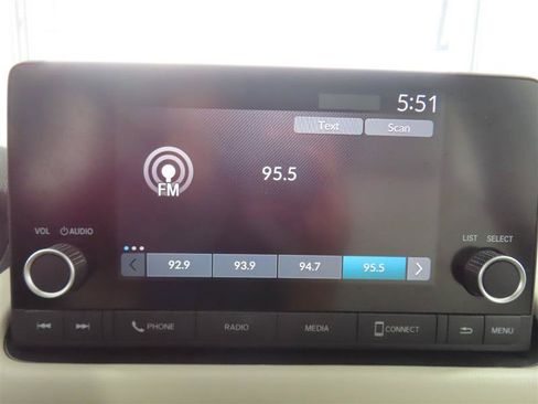 Used 2025 Honda HR-V LX image 23