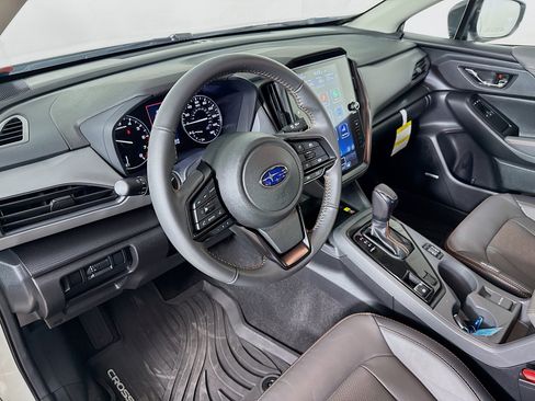 Used 2024 Subaru Crosstrek 2.5i Limited w/ Popular Package #4A image 8