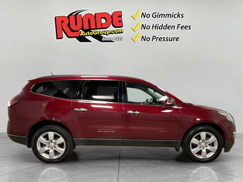 Used 2016 Chevrolet Traverse LT w/ Style and Technology Package AWD/4WD image 7