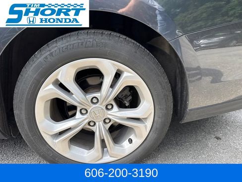 Used 2025 Honda Accord LX image 8