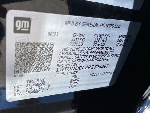 Used 2023 GMC Sierra 1500 SLT w/ SLT Premium Package AWD/4WD image 29