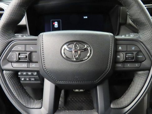 Used 2025 Toyota Sequoia SR5 image 54