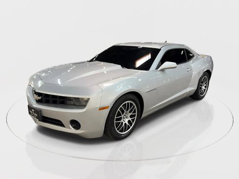Used 2013 Chevrolet Camaro LS image 6