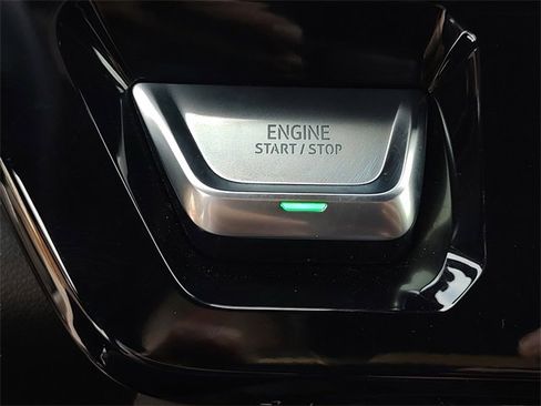 Used 2024 GMC Sierra 2500 AT4 w/ Technology Package image 22