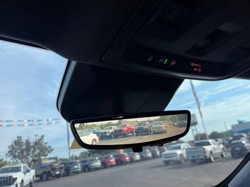 Used 2023 Cadillac Escalade V AWD/4WD image 33