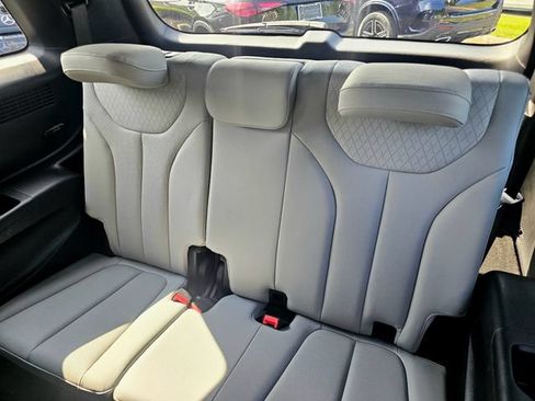 Used 2021 Hyundai Palisade SEL FWD image 23