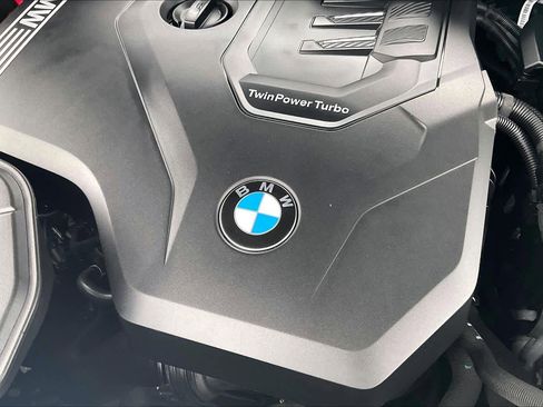 Used 2023 BMW X3 xDrive30i w/ Premium Package image 32