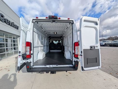 New 2026 RAM ProMaster 3500 w/ Convenience Group image 12