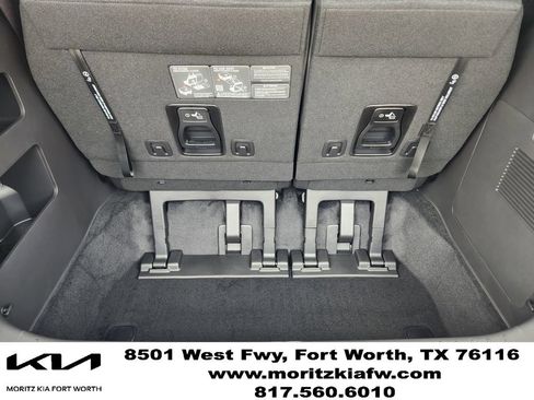 New 2026 Kia Carnival FWD image 21