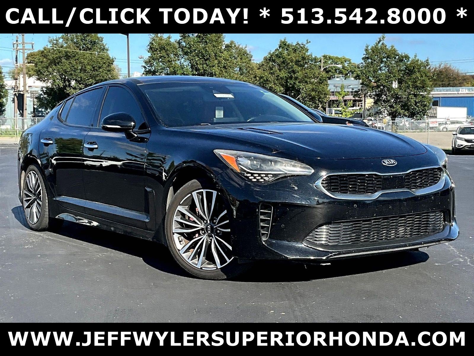 Used 2018 Kia Stinger Premium RWD image 2
