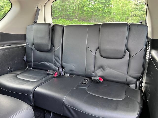 Used 2024 Nissan Armada SL w/ Captain's Chairs Package AWD/4WD image 7