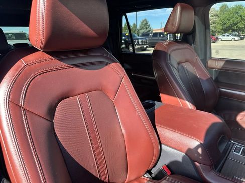 Used 2022 Ford Expedition Max Limited AWD/4WD image 36