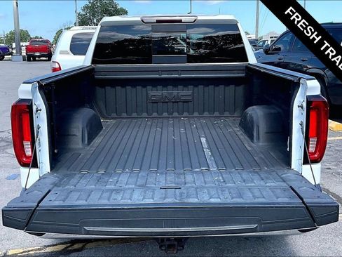 Used 2019 GMC Sierra 1500 SLT w/ SLT Premium Plus Package AWD/4WD image 16