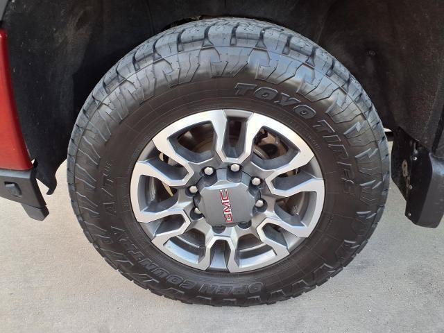 Used 2023 GMC Sierra 2500 AT4 w/ AT4 Preferred Package AWD/4WD image 21