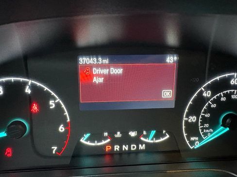 Used 2024 Ford Transit 350 XLT image 16