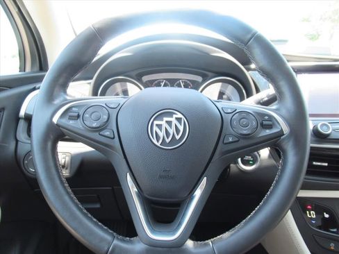 Used 2019 Buick Envision Essence FWD image 20