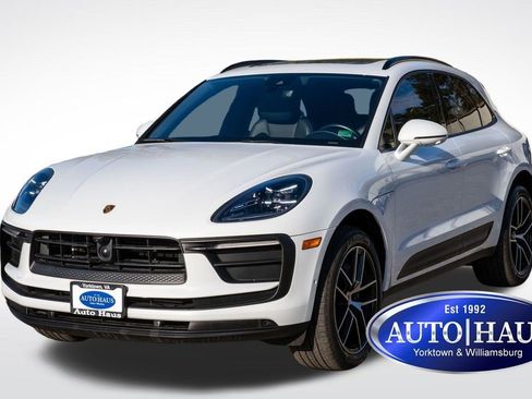 Used 2023 Porsche Macan image 1