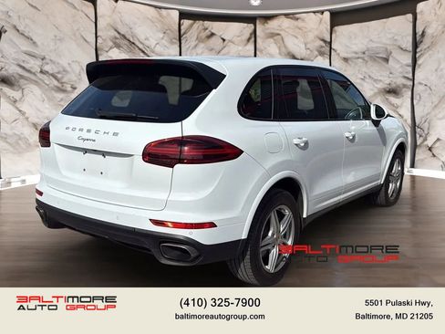 Used 2017 Porsche Cayenne Platinum Edition AWD/4WD image 5
