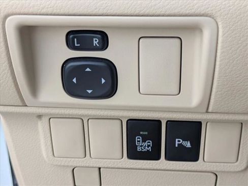 Used 2013 Lexus ES 350 w/ Luxury Pkg FWD image 13