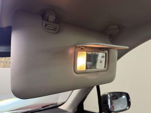 Used 2022 Subaru Forester Limited image 33