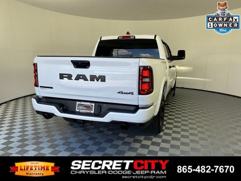 Used 2025 RAM 1500 Big Horn AWD/4WD image 7