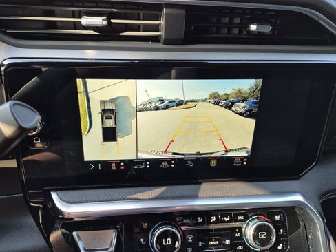 Used 2024 GMC Sierra 2500 Denali w/ Denali Reserve Package image 28