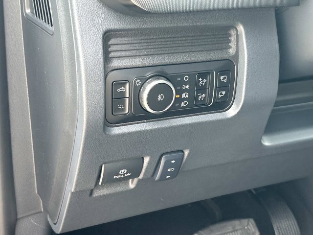 New 2026 Ford F250 Platinum AWD/4WD image 26