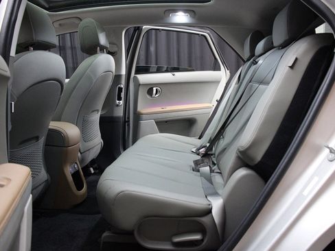 Used 2024 Hyundai Ioniq 5 Limited image 37