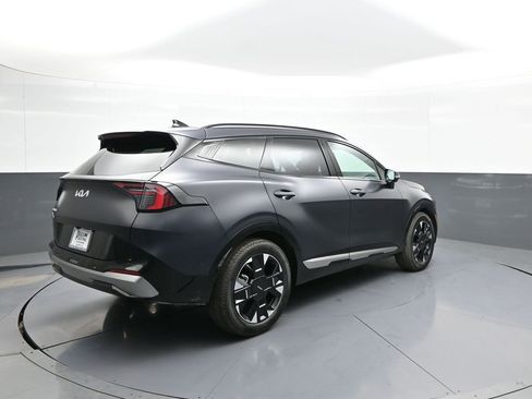 New 2026 Kia Sportage SX FWD image 6