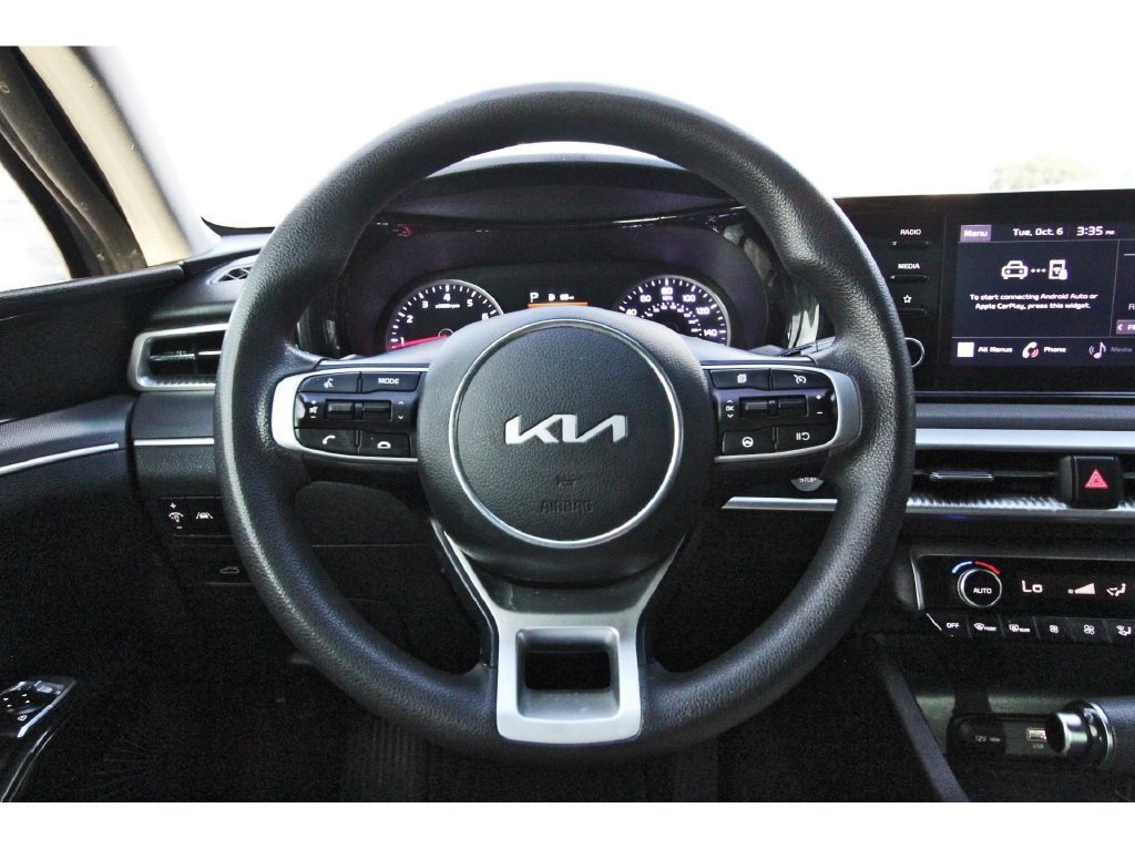 Used 2022 Kia K5 LXS FWD image 15