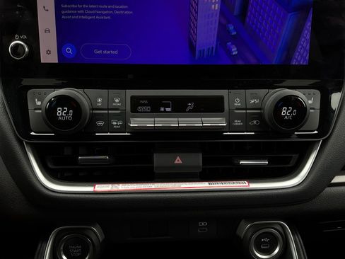 Used 2025 Toyota Grand Highlander FWD image 30