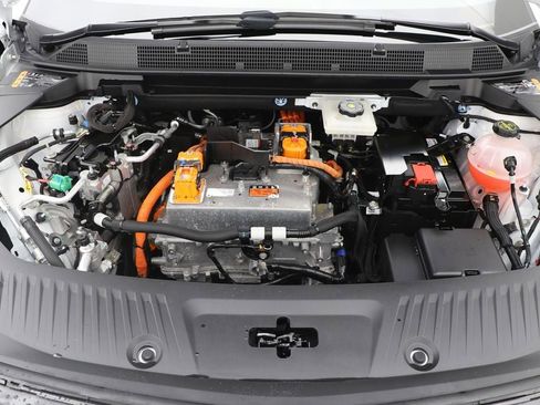 Used 2024 Chevrolet Equinox EV LT image 25