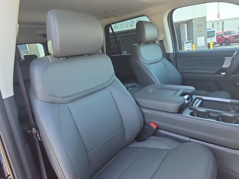 New 2026 Ford Expedition Max Active AWD/4WD image 16