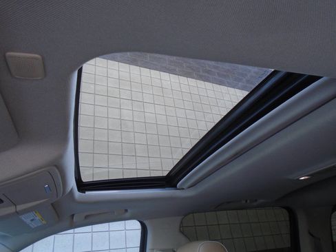 Used 2018 GMC Sierra 1500 Denali w/ Denali Ultimate Package image 65