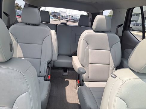 Used 2019 Chevrolet Traverse Premier w/ Driver Confidence II Package FWD image 41