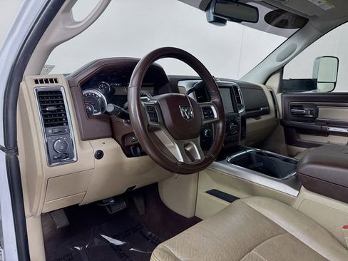 Used 2018 RAM 2500 Laramie image 9