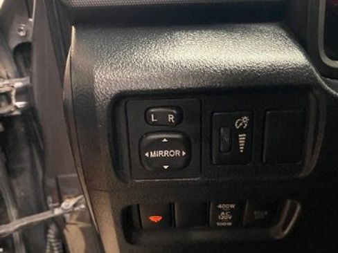 Used 2011 Toyota 4Runner Limited image 23