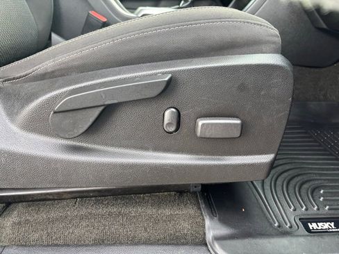 Used 2017 Chevrolet Colorado LT w/ LT Convenience Package image 17