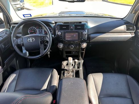 Used 2018 Toyota 4Runner TRD Off-Road Premium image 18