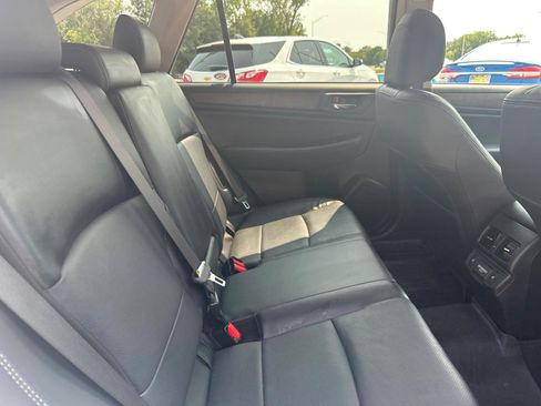Used 2018 Subaru Outback 2.5i Limited AWD/4WD image 25