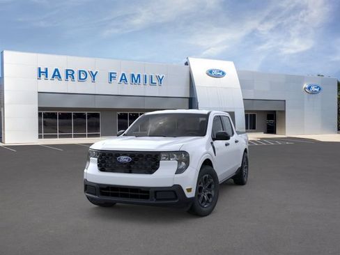 Used 2026 Ford Maverick XLT w/ XLT Luxury Package AWD/4WD image 2