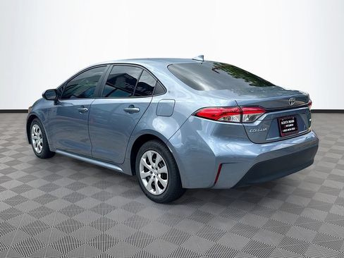 Used 2023 Toyota Corolla LE FWD image 5