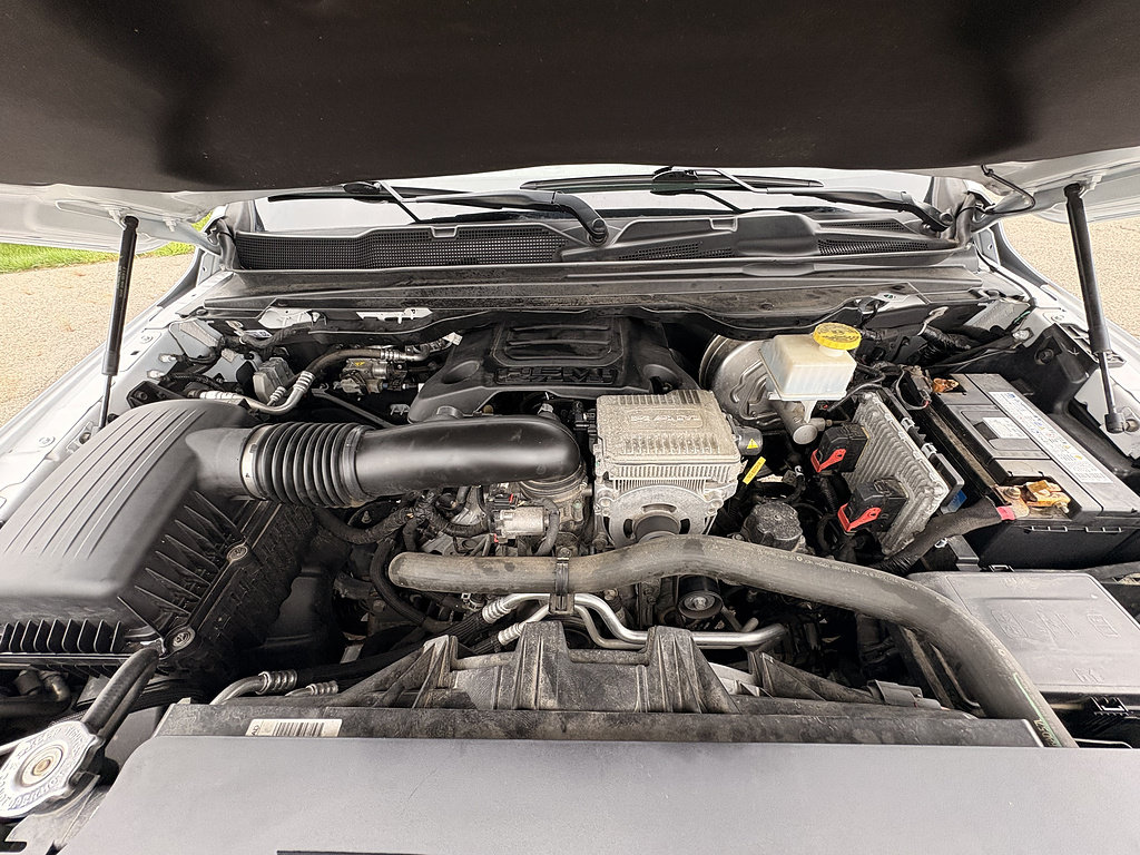 Used 2021 RAM 1500 Longhorn AWD/4WD image 14