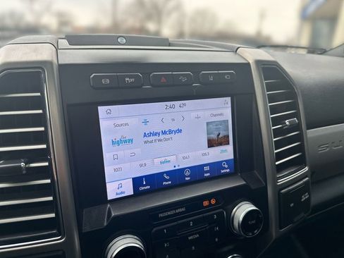 Used 2021 Ford F250 Platinum w/ FX4 Off-Road Package image 13